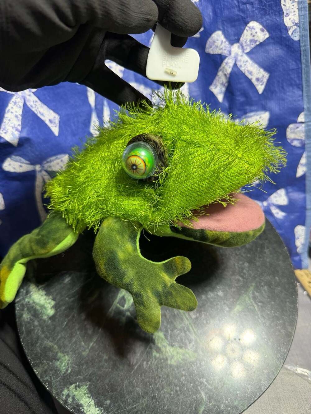 Kid Connection Green Frog Soundable Hand Puppet Plush Toy